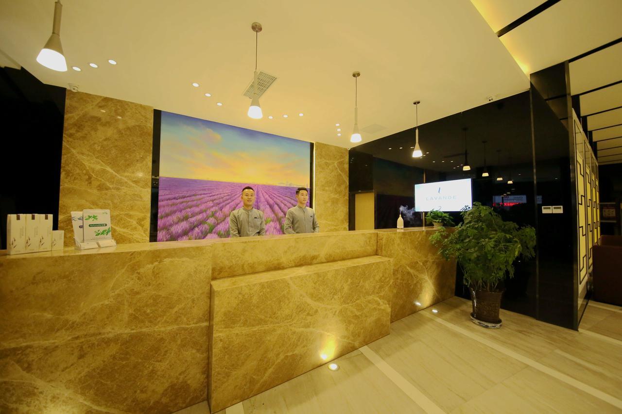 Lavande Hotel Qingdao North Station Shop מראה חיצוני תמונה