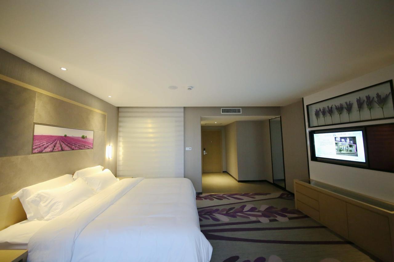 Lavande Hotel Qingdao North Station Shop מראה חיצוני תמונה
