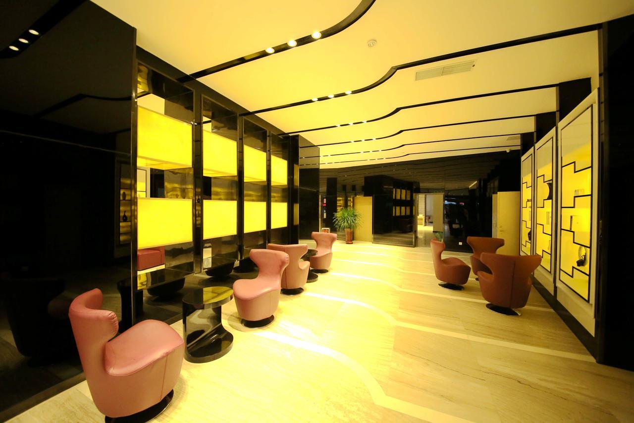 Lavande Hotel Qingdao North Station Shop מראה חיצוני תמונה