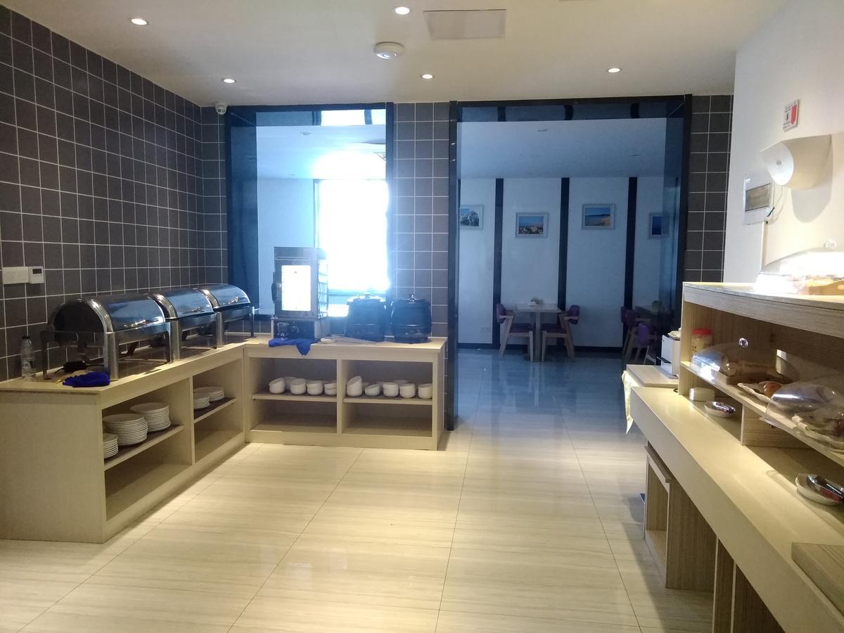 Lavande Hotel Qingdao North Station Shop מראה חיצוני תמונה