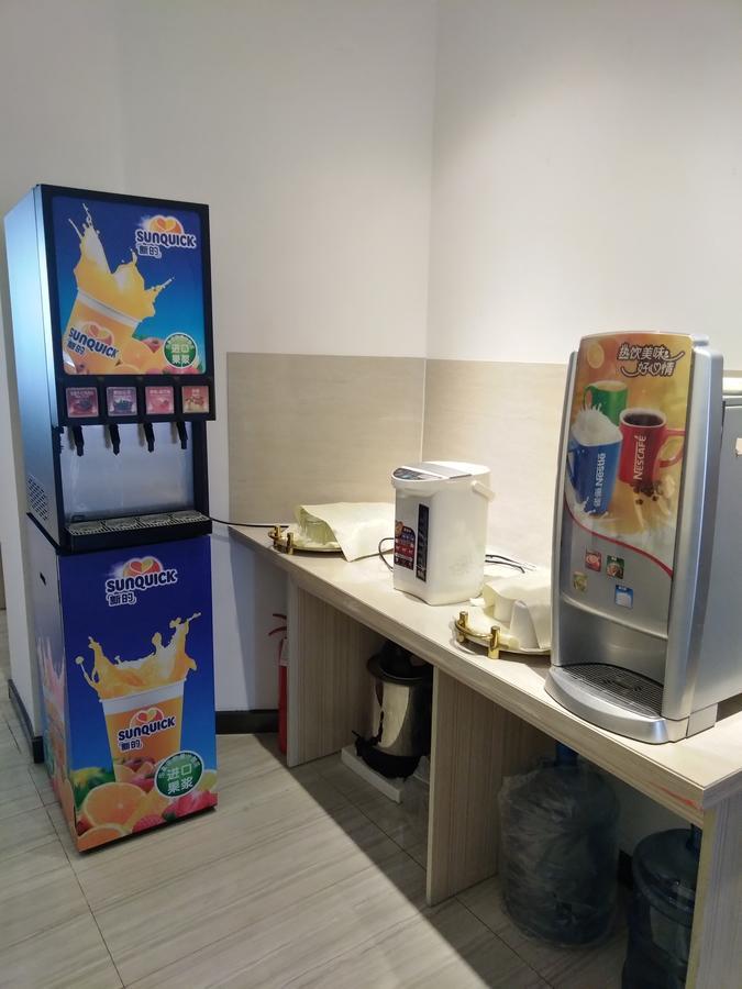 Lavande Hotel Qingdao North Station Shop מראה חיצוני תמונה